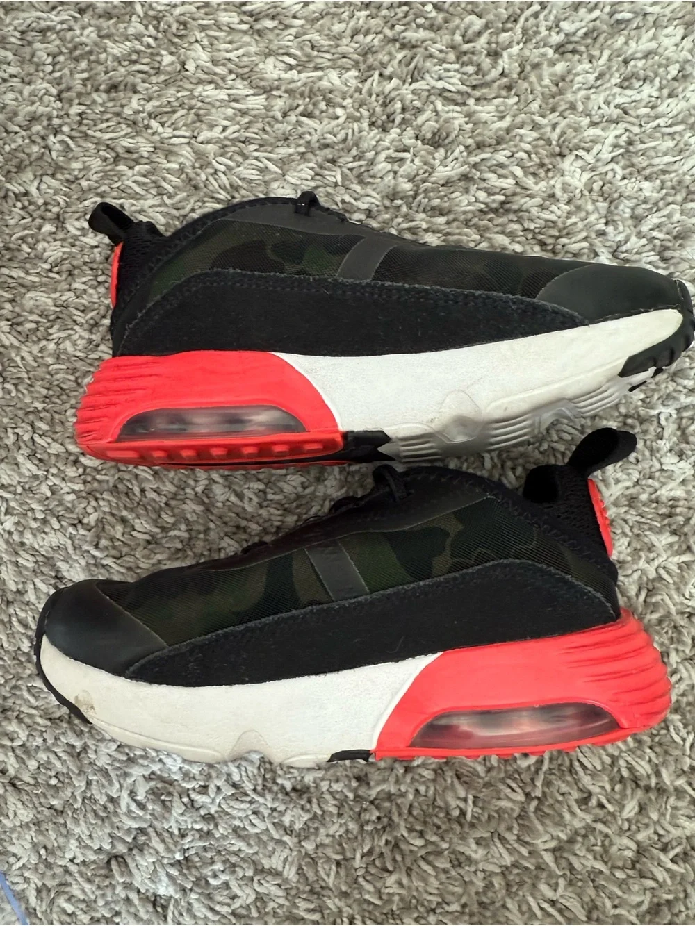Nike Air Max 2090 Athletic Shoes Black Red Camo Kids 10C